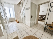 ROANNE – Maison 123 m2 sur 480 m2 de TERRAIN - jardin - 3 chambres, TERRASSE et 3 GARAGES !