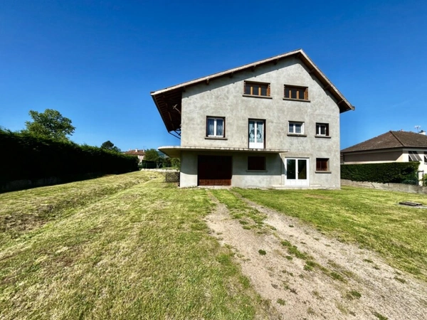 LENTIGNY 42155  Maison à vendre  208M2 936M2 DE TERRAIN AVEC SOUS SOL SOIT 314M2