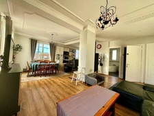 ROANNE (42)Maison de 152m², terrain de 638m²,  6 pièces dont  3 chambres  