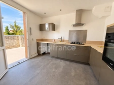 ROANNE – 152 m² – 3 chambres – beaux volumes – jardin