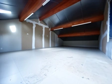 Dépôt / Local professionnel 180M2 – Roanne