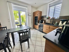 ROANNE – Maison 123 m2 sur 500 m2 de TERRAIN - jardin - 3 chambres, TERRASSE et 3 GARAGES !