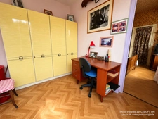 ROANNE – MAISONNETTE DE 49,50 M² – 1 CHAMBRE – COUR D’ENVIRON 200 M² ET DÉPENDANCES