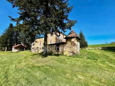 Saint-Pierre-la-Noaille (42)Grande maison avec jardin de 3 610 m² et accès privé à la Véloire – Idéal famille ou projet gîte