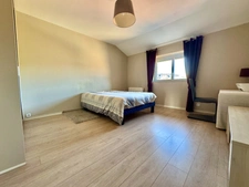 PROCHE LA PACAUDIERE MAISON 153 m2 rénovée esprit LOFT avec EXTERIEUR intimiste d'environ 270 m2 et TERRASSE couverte