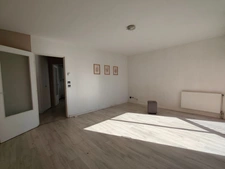 DIJON Appartement T2 - 50m² - Dernier étage - Balcon - Parking