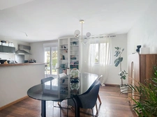 À VENDRE – Grande maison familiale 148 m² – Notre-Dame-d’Oé (37390) 4 chambres ET 1 bureau  – Terrain clos ~700 m² – Tout à pied !