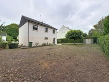 CHAMBRAY-LÈS-TOURS – FONTAINE BLANCHE – MAISON FAMILIALE À RÉINVENTER SUR PLUS DE 500 M²