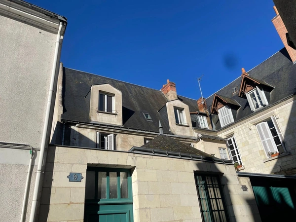 Indre et Loire -Tours – Quartier Cathédrale / Théâtre – Studio 