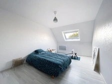 À VENDRE – Grande maison familiale 148 m² – Notre-Dame-d’Oé (37390) 4 chambres ET 1 bureau  – Terrain clos ~700 m² – Tout à pied !