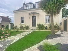 SAINT-ROCH – LE CHARME DES BELLES PIERRES DANS UN ÉCRIN DE VERDURE, maison de plus de 190 m2 habitables, 5 chambres