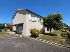 VEAUCHE – Belle maison familiale de 130 m² sur 1 050 m² de terrain