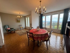 T4 lumineux avec vue imprenable, balcons, garage – idéal résidence principale ou investissement