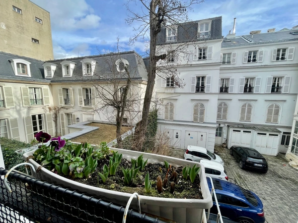 Appartement à vendre 6 pièces PARIS 8EME ARRONDISSEMENT (75)