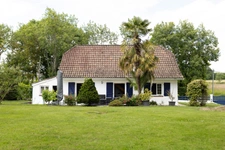 Exclusivité Maison T4, 118m², grand terrain arboré 2000m² à THEZE (64)