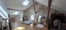 Appartement T2, rénové entièrement, 85m², mezzanine, centre de LARUNS (64)