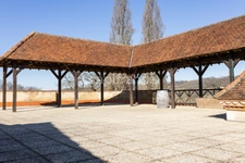 Domaine exceptionnel, 12 Ha, 2 maisons et grande bâtisse de 1930, grange de stockage, 30 min de Pau