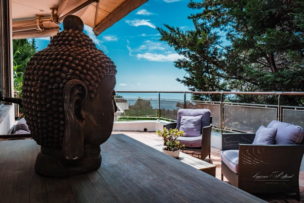Marseille 7ᵉ – Corniche Kennedy | Villa confidentielle avec vue mer panoramique