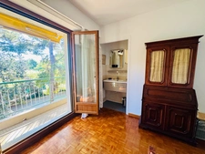 Appartement à vendre 5 pièces MARSEILLE 9EME ARRONDISSEMENT, avec terrasse, balcon, vue dégagée. cave. Stationnements libres et possibilité box