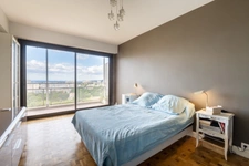 Appartement à vendre 4 pièces, étage élevé, vue exceptionnelle mer & collines & Notre Dame de la Garde, cave, garage, balcon/terrasse