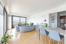 Appartement à vendre 4 pièces, étage élevé, vue exceptionnelle mer & collines & Notre Dame de la Garde, cave, garage, balcon/terrasse