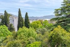 MARSEILLE 8ᵉ – RUE PARADIS | APPARTEMENT DE CARACTÈRE AVEC BALCONS, GARAGE EN OPTION
