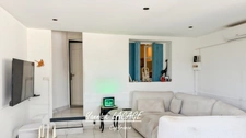 IMMEUBLE DE RAPPORT À VENDRE – MARSEILLE 10ᵉ – BAR + 2 LOGEMENTS + COUR PRIVATIVE