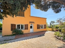 Propriété provençale de caractère avec piscine, dépendance et prestations haut de gamme  Marseille 13e – Château-Gombert