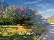 Charming property with swimming pool and outbuilding – 156 m² – Landscaped grounds 1,200 m² – Saint-Zacharie