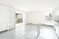 3-room apartment with terrace – Recent and secure residence – Marseille 11