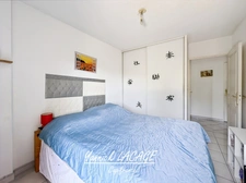 3-room apartment on the ground floor with 108 m² of outdoor space, south-west facing, parking and secure residence, Marseille 13th arrondissement (13)