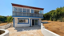 Family home with potential for extension. Two dwellings, one purchase: ideal for families or investment – Quiet & Unobstructed views – Marseille 13th arrondissement, Les Mourets 