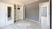 Family home with potential for extension. Two dwellings, one purchase: ideal for families or investment – Quiet & Unobstructed views – Marseille 13th arrondissement, Les Mourets 
