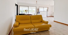 Family home with potential for extension. Two dwellings, one purchase: ideal for families or investment – Quiet & Unobstructed views – Marseille 13th arrondissement, Les Mourets 