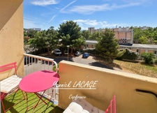 MARSEILLE 10th – Spacious 2-bedroom apartment with balcony, cellar, and potential for a 3-bedroom apartment in a secure residence