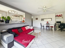 3-room apartment on the ground floor with 108 m² of outdoor space, south-west facing, parking and secure residence, Marseille 13th arrondissement (13)