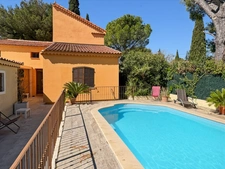 Propriété provençale de caractère avec piscine, dépendance et prestations haut de gamme  Marseille 13e – Château-Gombert