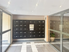 3-room apartment on the ground floor with 108 m² of outdoor space, south-west facing, parking and secure residence, Marseille 13th arrondissement (13)