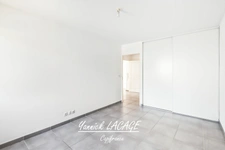 3-room apartment with terrace – Recent and secure residence – Marseille 11