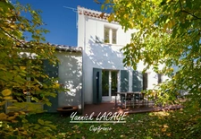 Charming property with swimming pool and outbuilding – 156 m² – Landscaped grounds 1,200 m² – Saint-Zacharie