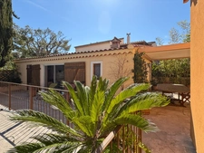 Propriété provençale de caractère avec piscine, dépendance et prestations haut de gamme  Marseille 13e – Château-Gombert