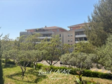 3-room apartment on the ground floor with 108 m² of outdoor space, south-west facing, parking and secure residence, Marseille 13th arrondissement (13)