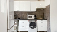 IMMEUBLE DE RAPPORT À VENDRE – MARSEILLE 10ᵉ – BAR + 2 LOGEMENTS + COUR PRIVATIVE