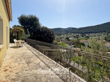 Maison T4 avec vue plein sud, volumes et potentiel d’extension (sous-sol et dépendances) – La Penne-sur-Huveaune