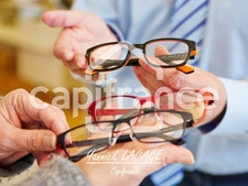 À vendre spécial OPTICIENS– Boutique d’optique Opérationnelle immédiatement secteur Paradis Marseille