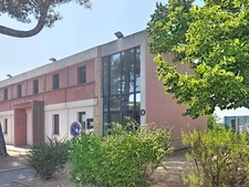 A LOUER LES PENNES-MIRABEAU – LOCAUX MÉDICAUX / PARAMÉDICAUX & BUREAUX – 15 À 150 M² – PARKING – FIBRE