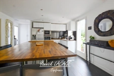 Charming property with swimming pool and outbuilding – 156 m² – Landscaped grounds 1,200 m² – Saint-Zacharie