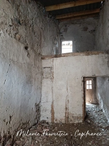 Deux maisons de bourg avec stationnement d'une surface totale de 80 m² à vendre SAUVAGNAT SAINTE MARTHE (63)