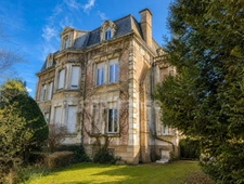 Maison à vendre 8 pièces, 290 m² LUMBRES (62)