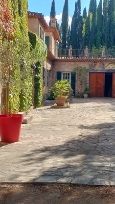 Domaine d'exception artistique  à vendre 10 pièces  625 m2 terrain 1HA200 SEILLANS (83)